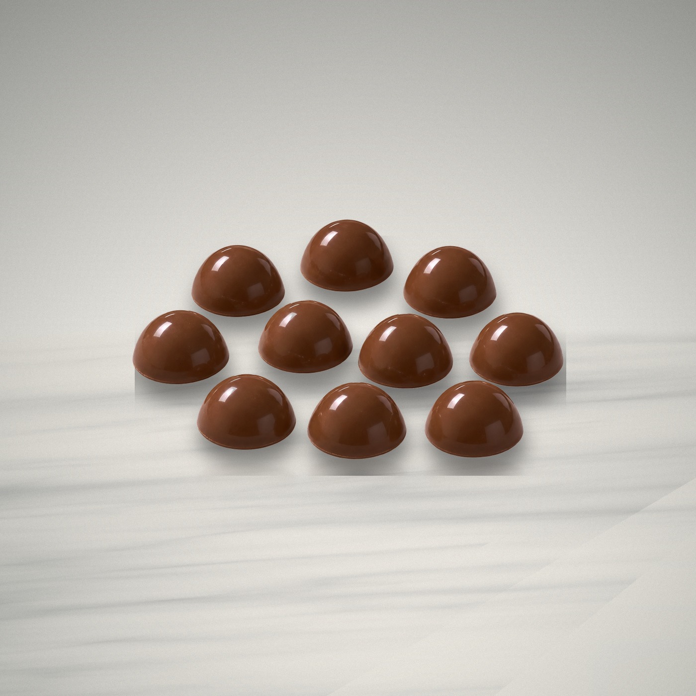 MICRO ZEN — milk chocolate pieces, wider view